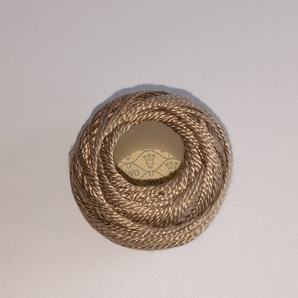 🎯 10 for $10 / DMC Sewing Thread 642 Size 5 - Picture 3 of 10